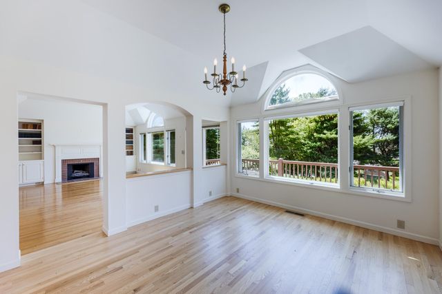 18 Berrill Farms Lane, Hanover, NH 03755