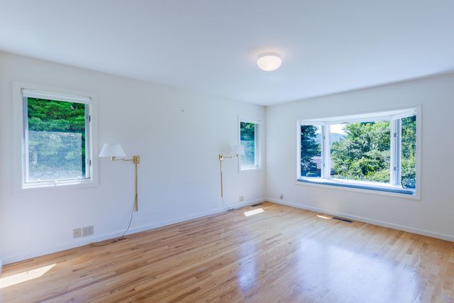 18 Berrill Farms Lane, Hanover, NH 03755