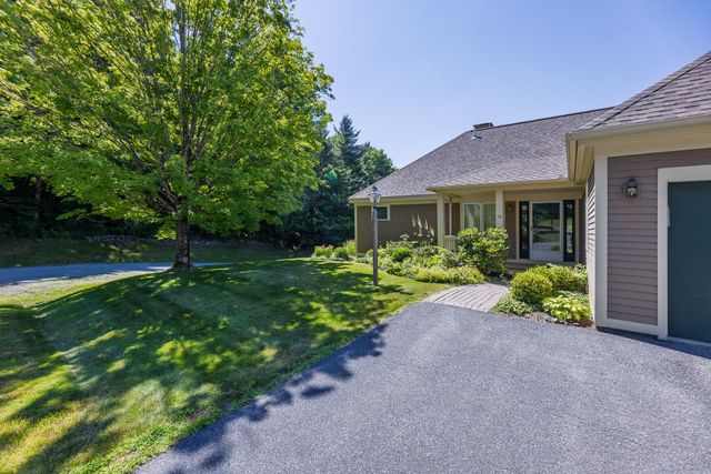 18 Berrill Farms Lane, Hanover, NH 03755
