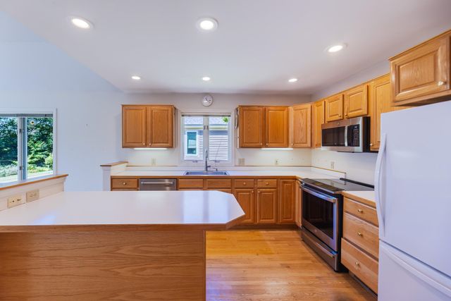 18 Berrill Farms Lane, Hanover, NH 03755