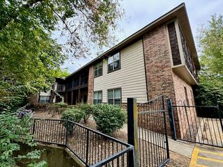 1355 N Oakland Avenue 6, Fayetteville, AR 72703