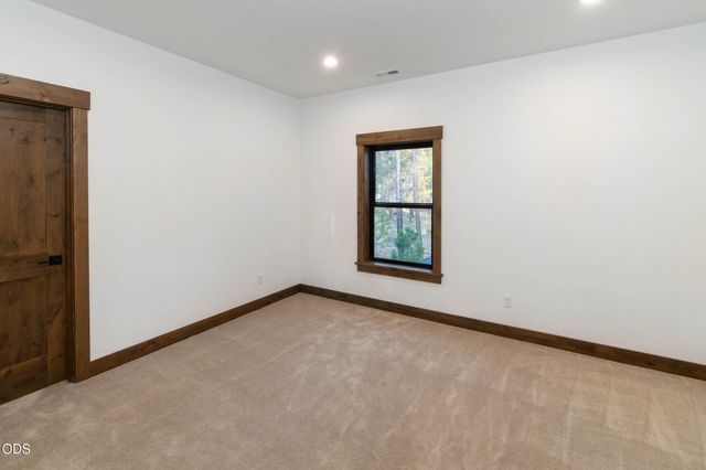 17780 Preservation Loop 486, Bend, OR 97707