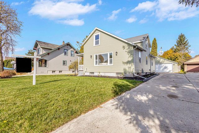 160 Guilford STREET, Sheboygan Falls, WI 53085