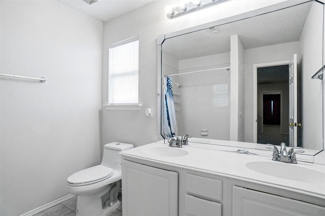 3220 Herring Court, Denton, TX 76210