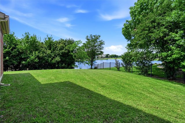 3220 Herring Court, Denton, TX 76210