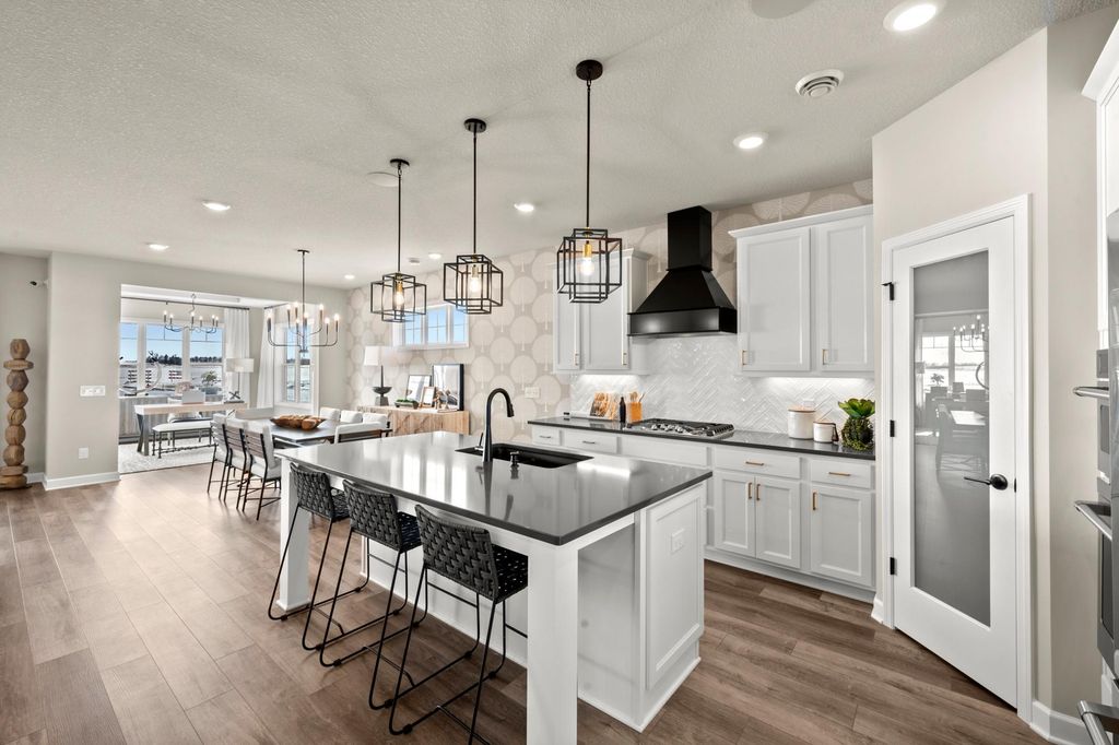 20110 Glanville Way, Lakeville, MN 55044 — photo 2