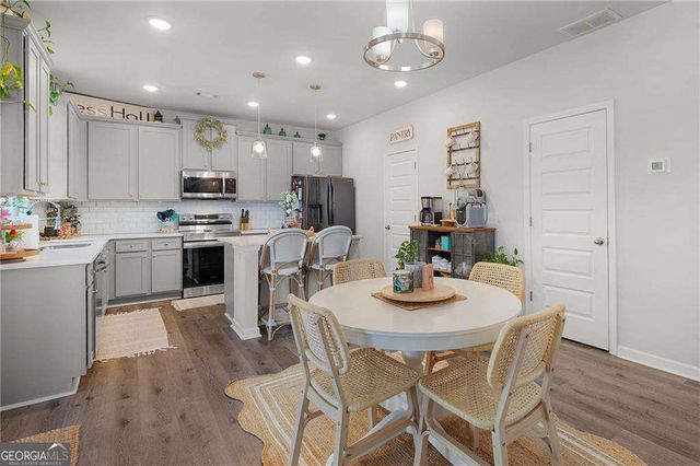 405 Crowley Drive, Calhoun, GA 30701