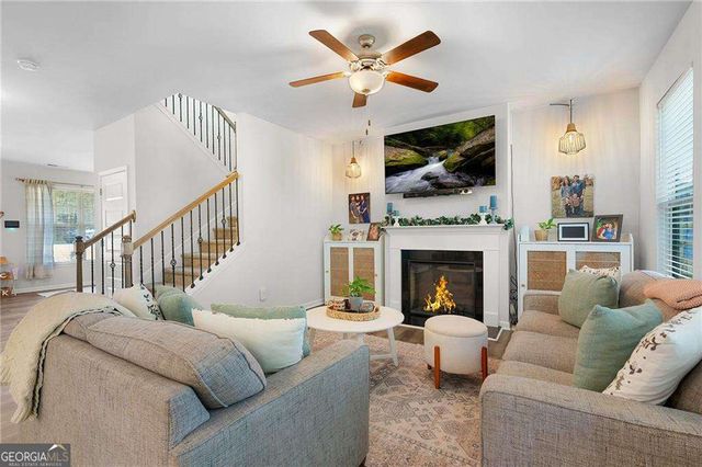 405 Crowley Drive, Calhoun, GA 30701