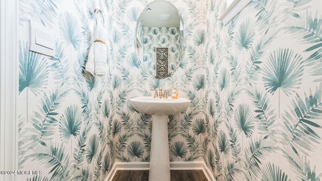 25 Penny Lane, Neptune Township, NJ 07753