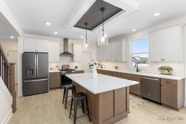 15721 Norwalk Road, Grand Haven Twp, MI 49417