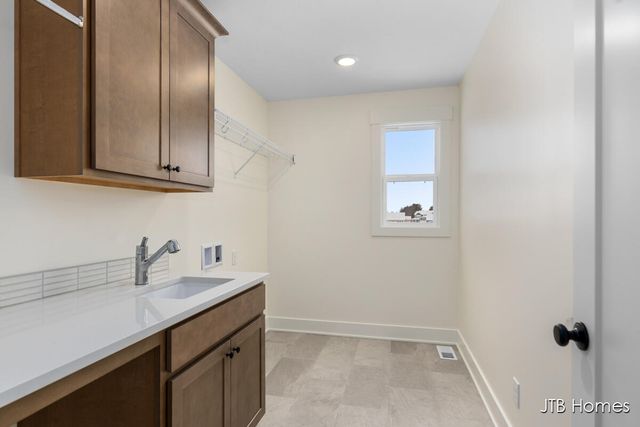 15721 Norwalk Road, Grand Haven Twp, MI 49417