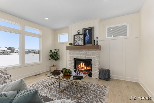 15721 Norwalk Road, Grand Haven Twp, MI 49417