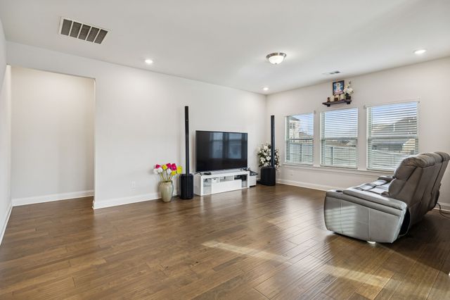 5105 Helmsdale Ct, Hermitage, TN 37076