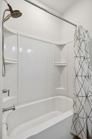 5105 Helmsdale Ct, Hermitage, TN 37076