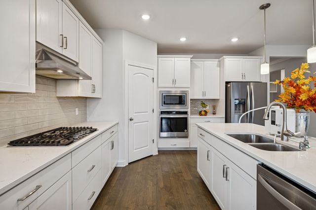 5105 Helmsdale Ct, Hermitage, TN 37076