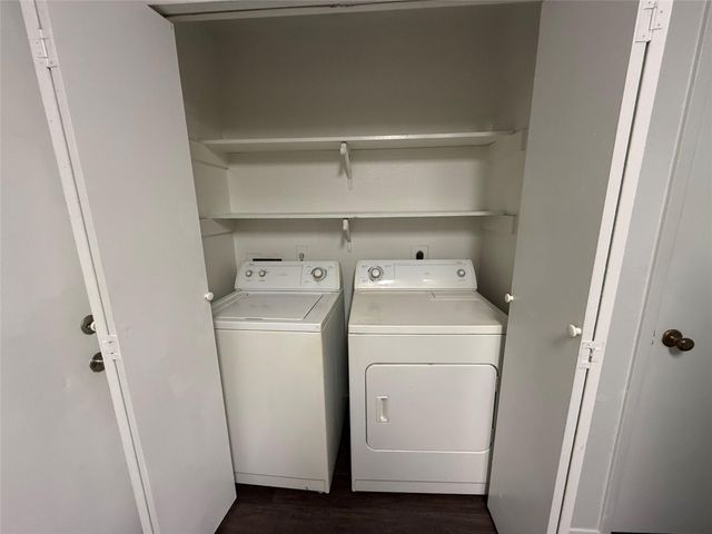 8050 Sands Point Drive C, Houston, TX 77036