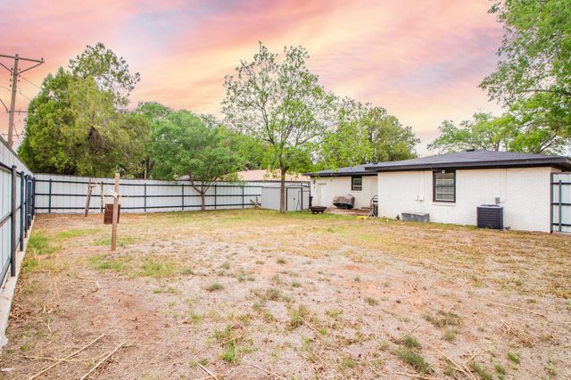 4201 44th Street, Lubbock, TX 79413