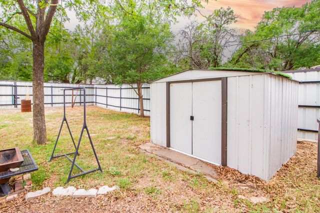4201 44th Street, Lubbock, TX 79413