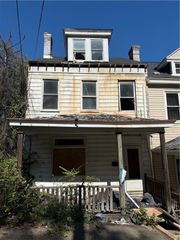 56 Woessner Ave, Spring Hill, PA 15212