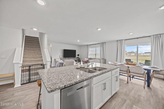 4072 Debbie Drive, Ayden, NC 28513