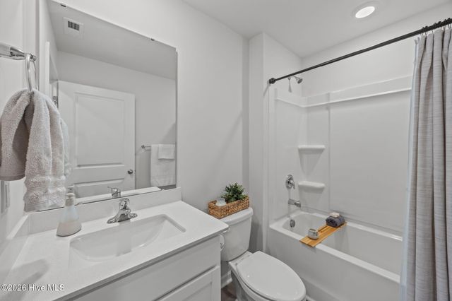 4072 Debbie Drive, Ayden, NC 28513