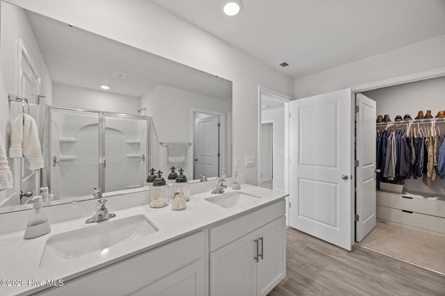 4072 Debbie Drive, Ayden, NC 28513