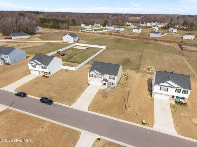 4072 Debbie Drive, Ayden, NC 28513