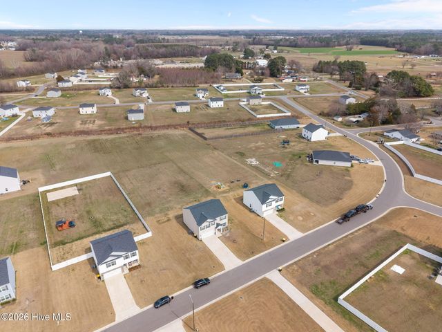 4072 Debbie Drive, Ayden, NC 28513