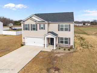 4072 Debbie Drive, Ayden, NC 28513