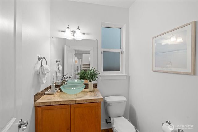 5221 NE 7th Place, Renton, WA 98059