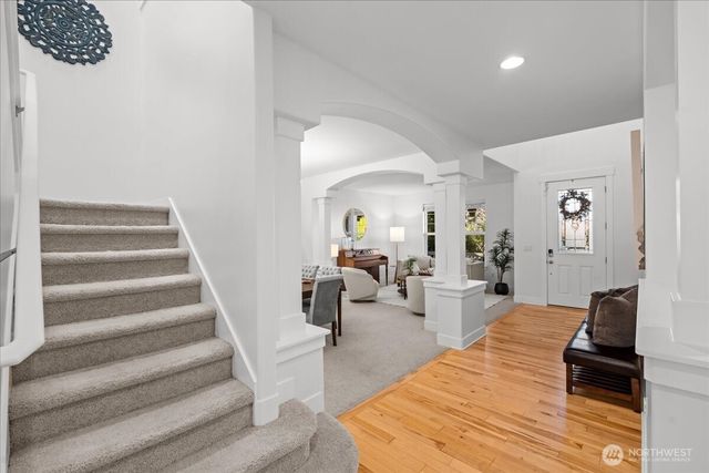 5221 NE 7th Place, Renton, WA 98059