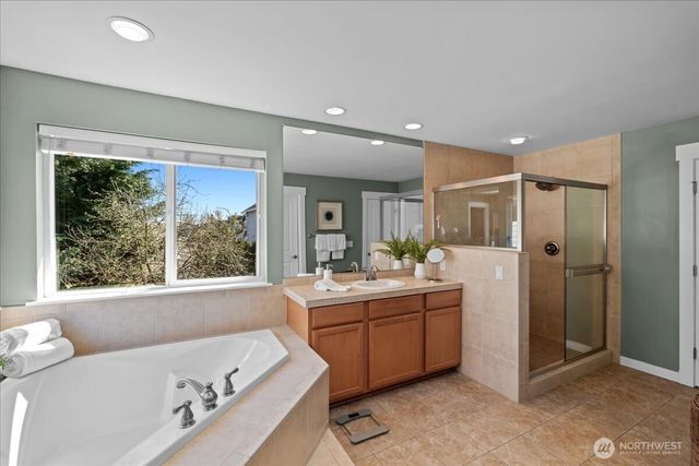 5221 NE 7th Place, Renton, WA 98059