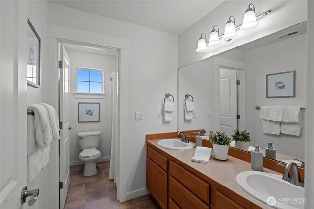 5221 NE 7th Place, Renton, WA 98059