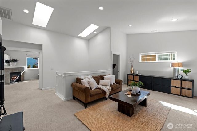 5221 NE 7th Place, Renton, WA 98059