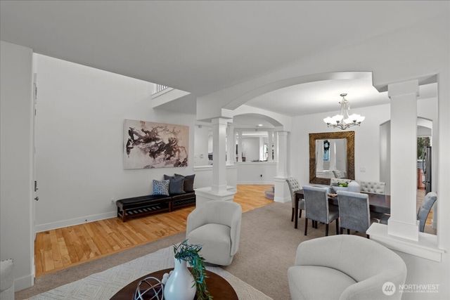 5221 NE 7th Place, Renton, WA 98059