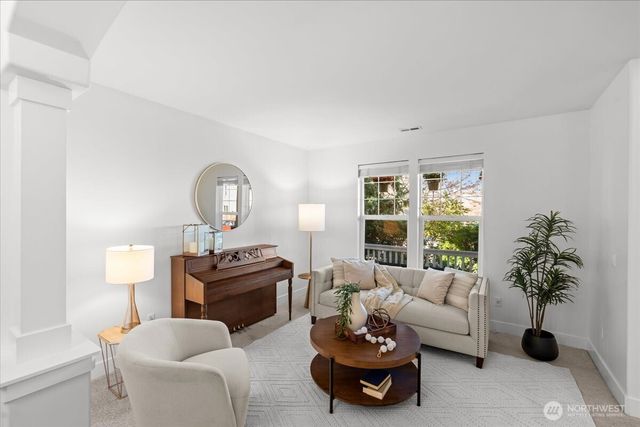 5221 NE 7th Place, Renton, WA 98059