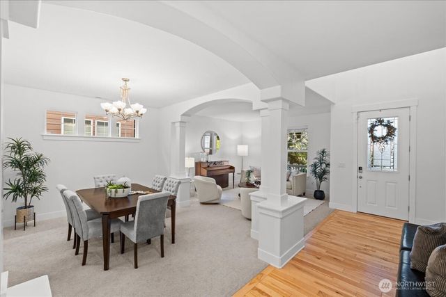 5221 NE 7th Place, Renton, WA 98059