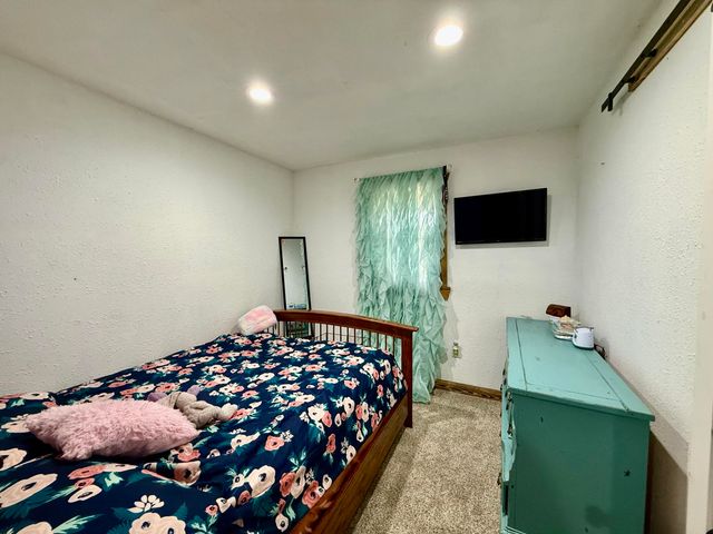 17456 Solo Road, Houston, MO 65483