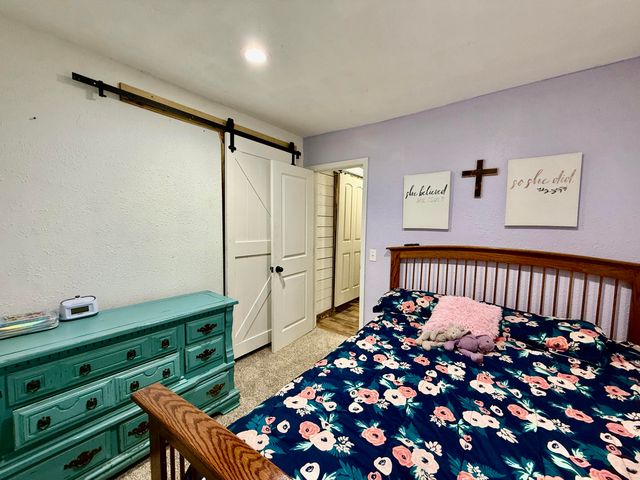 17456 Solo Road, Houston, MO 65483