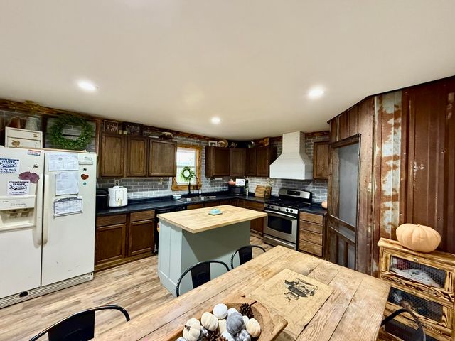 17456 Solo Road, Houston, MO 65483