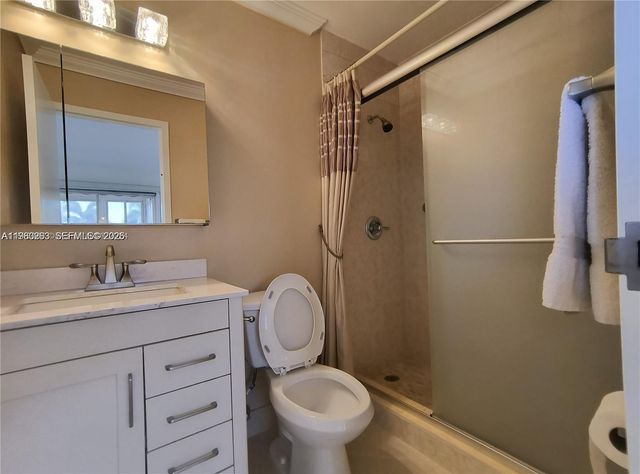 662 N Monaco N 662, Delray Beach, FL 33446