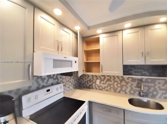 662 N Monaco N 662, Delray Beach, FL 33446