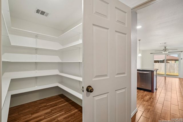 4530 Wrangler View, San Antonio, TX 78223