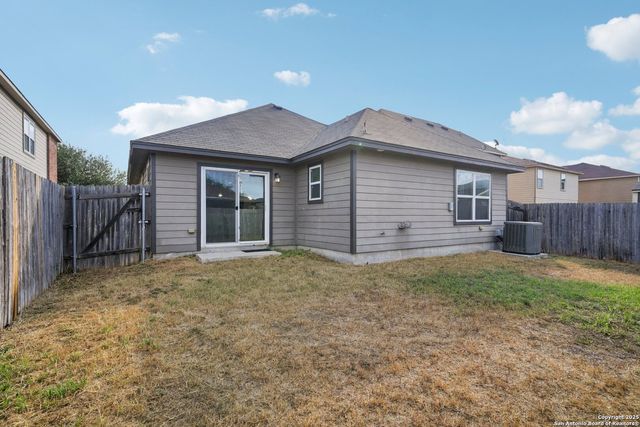 4530 Wrangler View, San Antonio, TX 78223