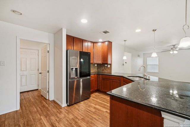 4530 Wrangler View, San Antonio, TX 78223
