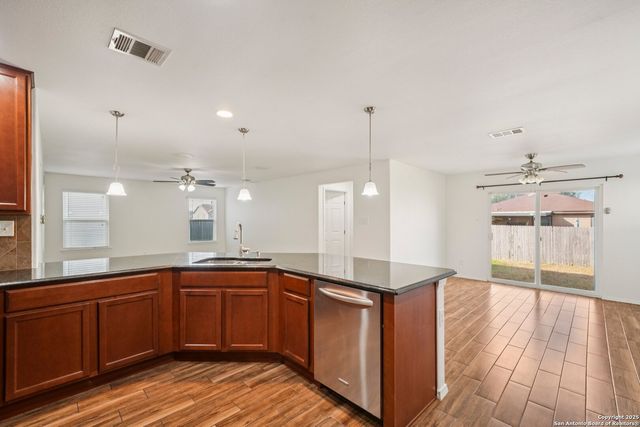 4530 Wrangler View, San Antonio, TX 78223