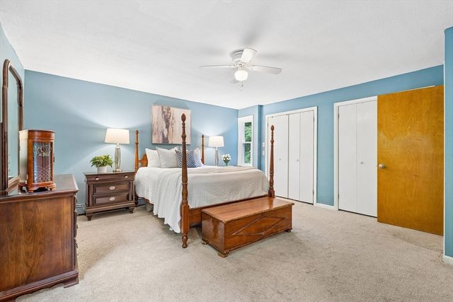 10 Lowell Dr, Stow, MA 01775