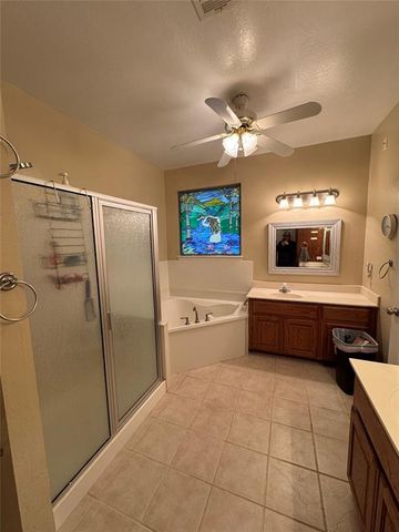 1560 Twin Spires Trail, Guthrie, OK 73044