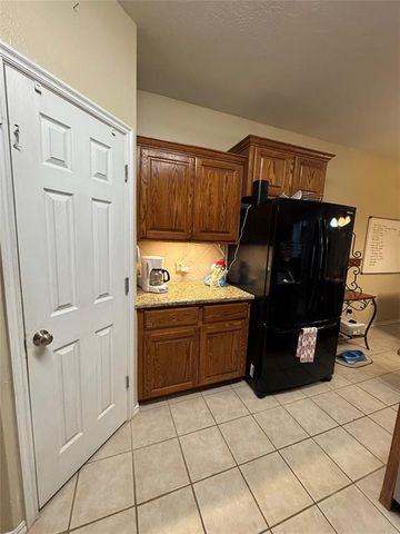 1560 Twin Spires Trail, Guthrie, OK 73044