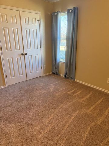 1560 Twin Spires Trail, Guthrie, OK 73044